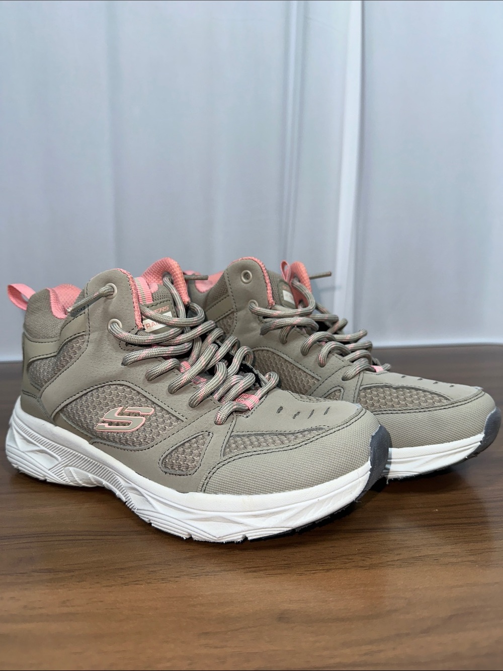 Skechers Taupe and Pink Lace-Up Walking Sneakers